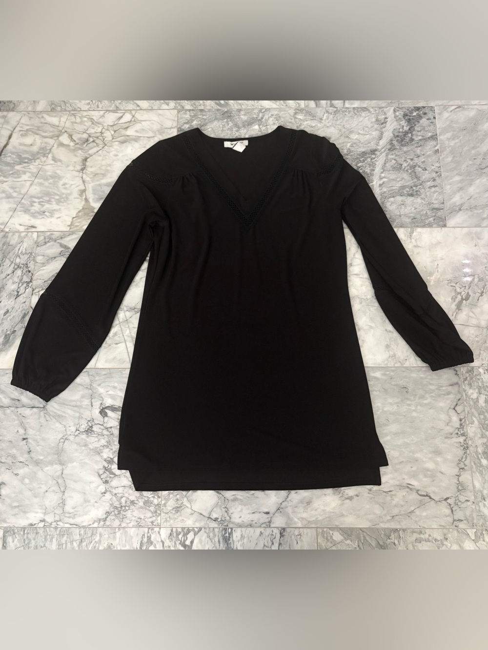 White House Black Market Black V-Neck Long Sleeve Tunic Dress